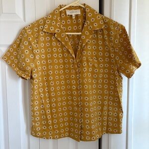 THE GREAT. The Tourist Top in Palm Leaf Yellow Bandana Print